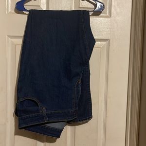 Old Navy mid rise jeans size 22
